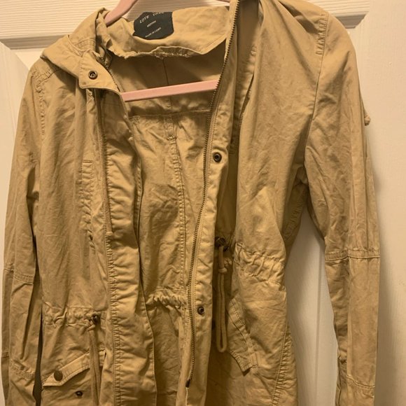 Tan Coat - Picture 5 of 5